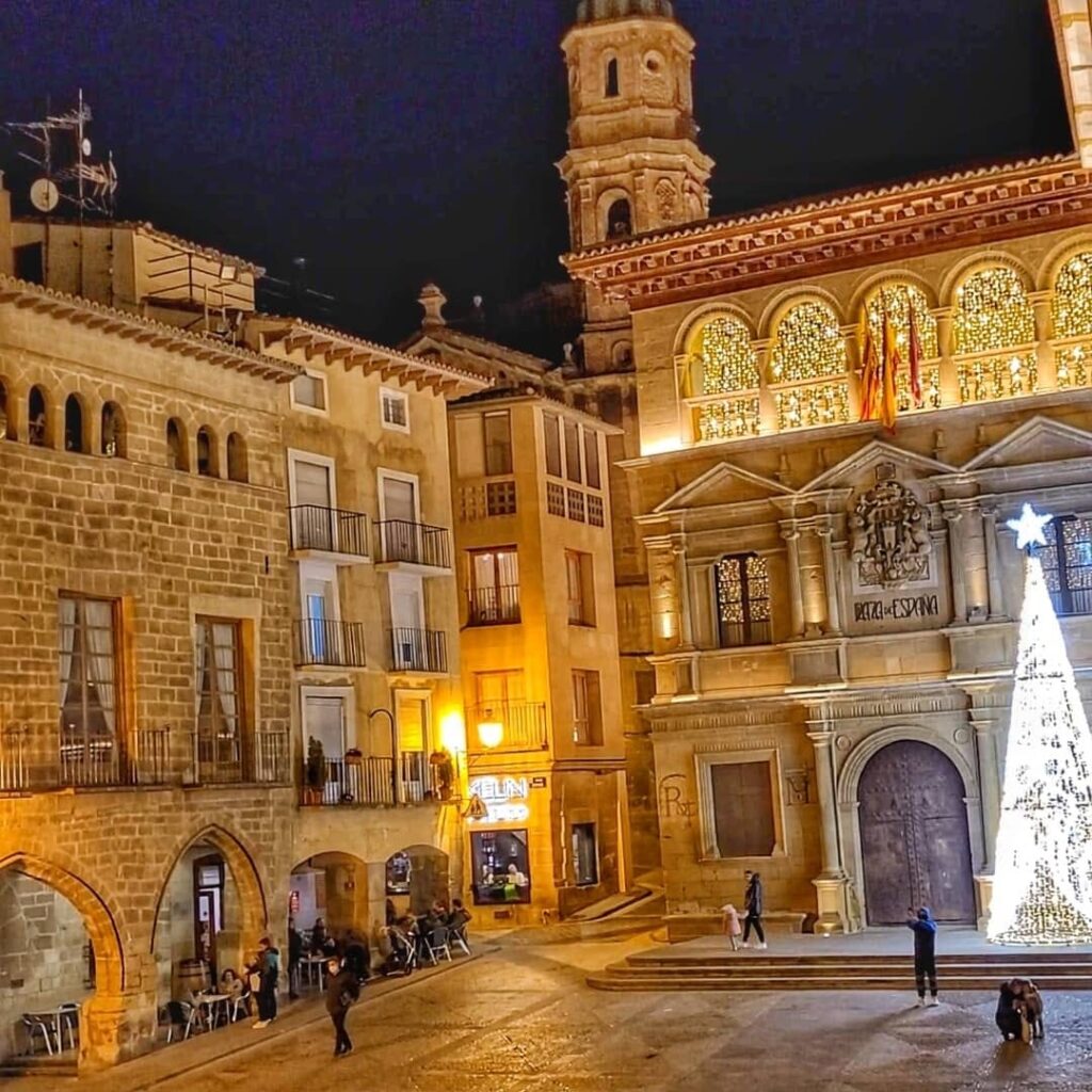Plaza España con luces de Navidad